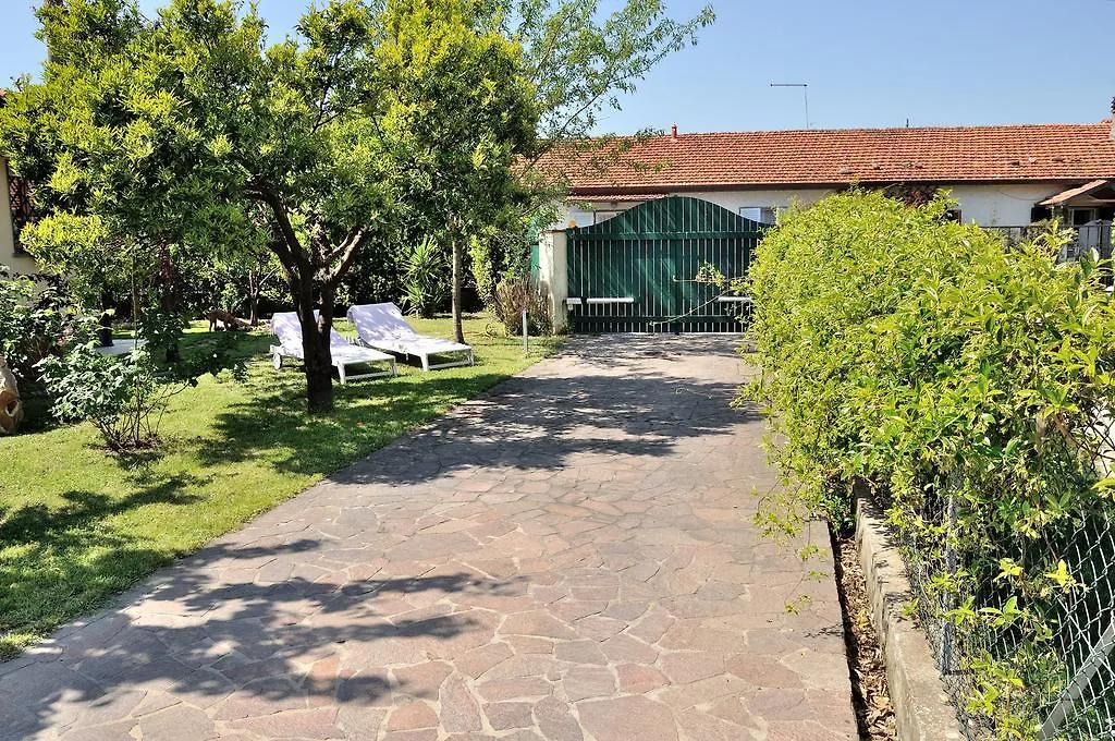 Apartment Appartamento Laura Pietrasanta